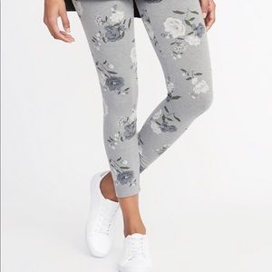 ‼️WOW ‼️ BRAND NEW Old Navy Floral Print Leggings